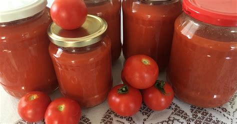 Domáce spracovanie paradajok na kečup a pretlak