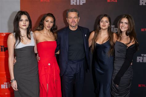 Matt Damon s rodinou na červenom koberci