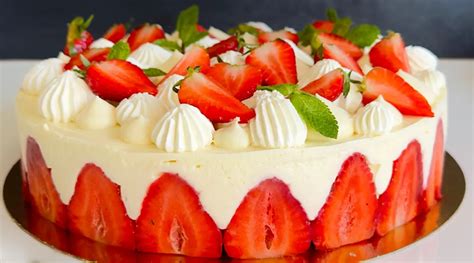 Jahodová diplomat torta
