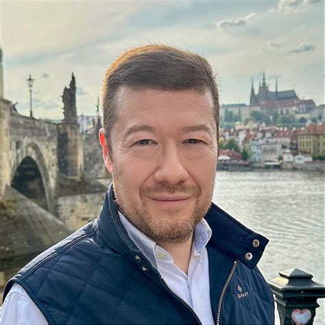Schéma tropického a siderického zverokruhu