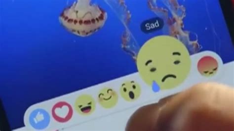 Emotikony ako nové reakcie na Facebooku