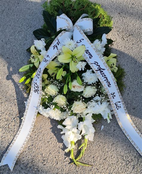 Smútočná kytica