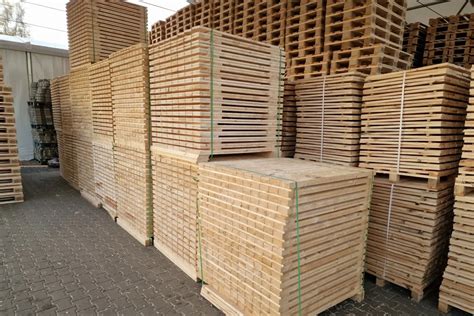 Chemicky ošetrená paleta s označením MB