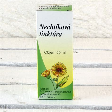 Fialková tinktúra v tmavej fľaši