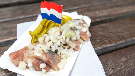 Hollandse nieuwe - solený haring