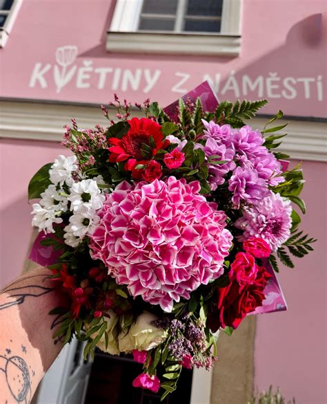 Krásne aranžovaná kytica od Andrey Luciakovej