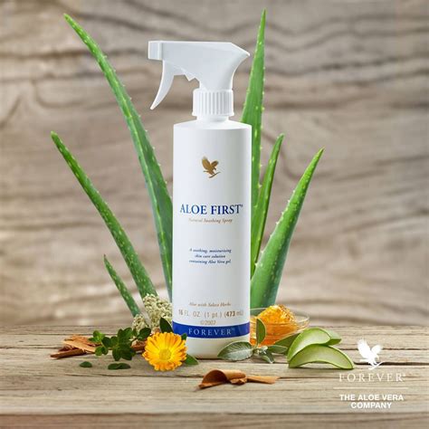 Aloe First Spray balenie a aloe vera list