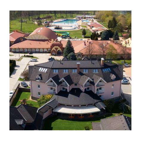 Vonkajší pohľad na SPA & Wellness Hotel Orchidea*** vo Veľkom Mederi