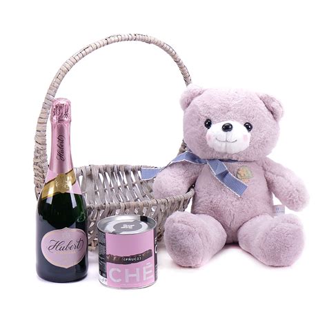 kvety a darčekový kôš