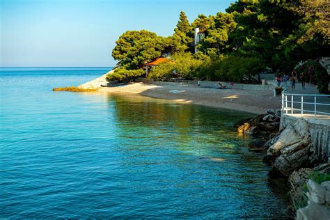 Kamienková pláž v Rabaci