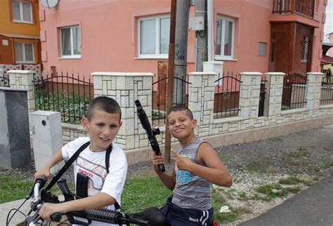Online kvetinárstvo Pavlovce nad Uhom logo