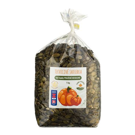 Sušené tekvicové jadierka na plechu