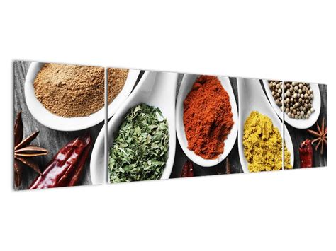 Ilustrácia rôznych druhov korenia