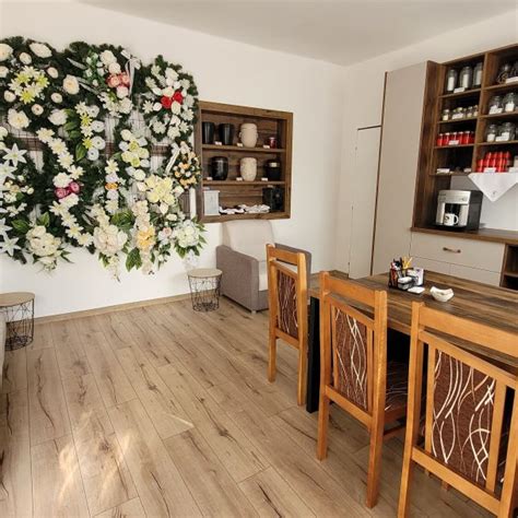 Pohrebné služby a výzdoba