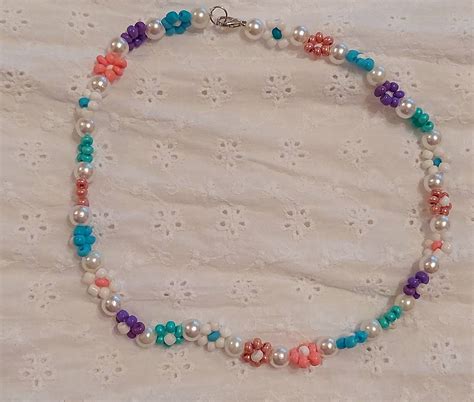 Tahitský kvetinový náhrdelník