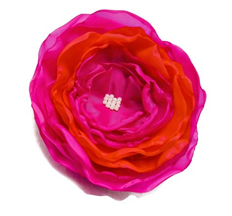 Krásne zabalená červená orchidea ako darček