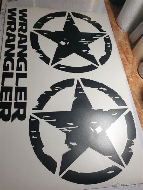 Rôzne druhy korunkoviek vo veľkosti a farbe