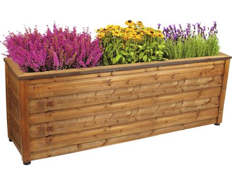 drevený záhradný hrantík