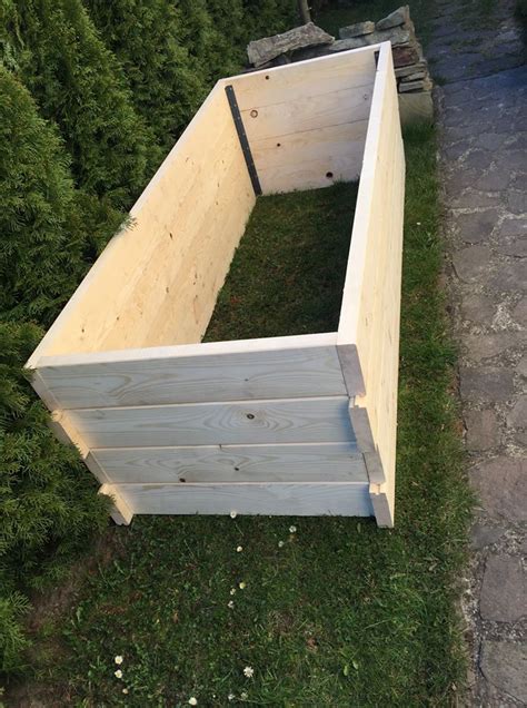 drevený vyvýšený záhon schéma