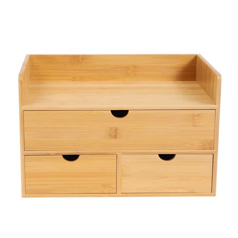 Ukážka rôznych produktov vyrobených z bambusu