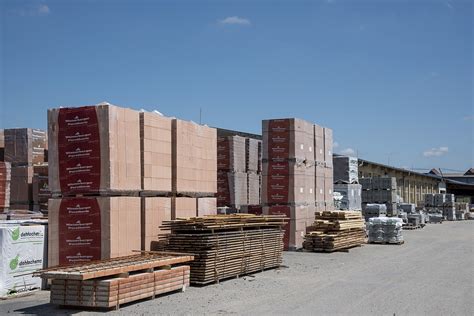 Stavebniny predávajúce materiály