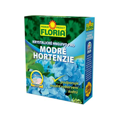 Balenie hnojiva na modré hortenzie