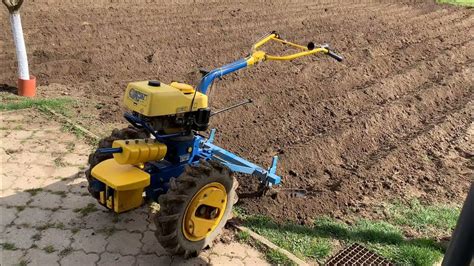 Príprava pôdy na výsadbu ovocného stromčeka