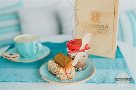 interiér cukrárne Hortenzia