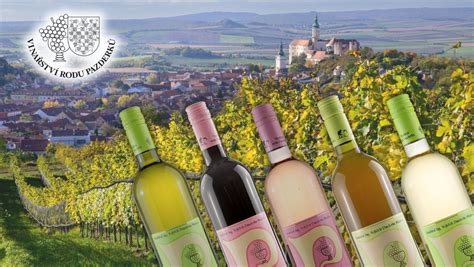 výber vín v cukrárni