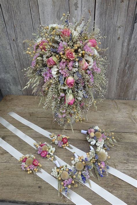 Svadobná kytica zo sušených kvetov