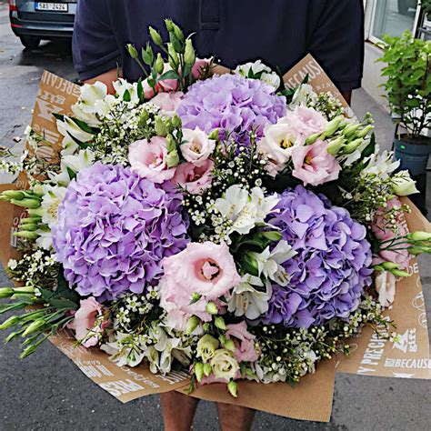 Kytice v lúčnom štýle