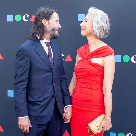 Keanu Reeves s Alexandrou Grant