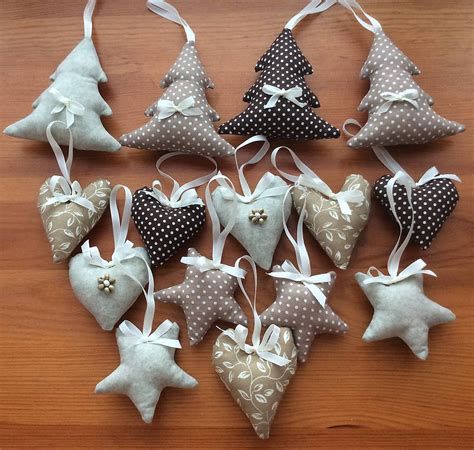 Inšpirácia na vianočné dekorácie z látky