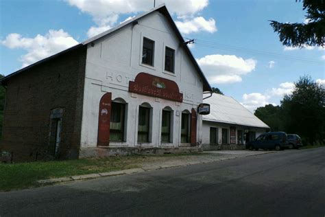 Príklady hotových kanzashi kvetov