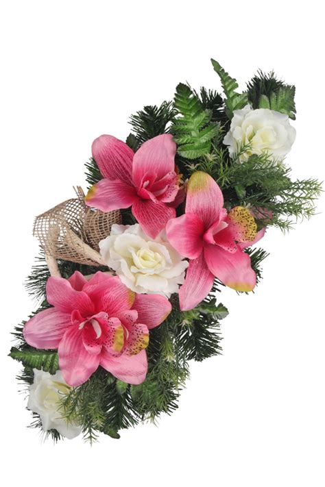 Rôzne aranžmány s umelými orchideami