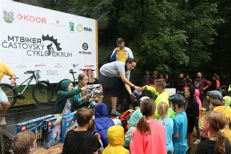 Občerstvovacia stanica na MTB maratóne