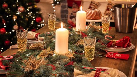 Centrálny aranžmán na vianočnom stole