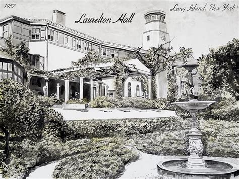 Pohľad na interiér Laurelton Hall