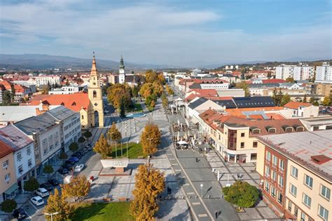 Exteriér kvetinárstva vo Zvolene