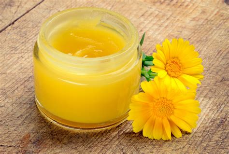 Domáca nechtíková masť