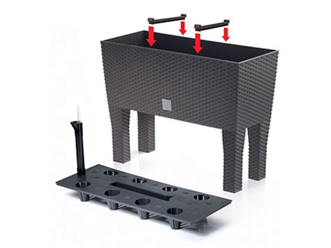 Ilustrácia kvetináča so zavlažovacím systémom a LED osvetlením