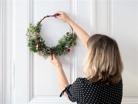 DIY vianočný veniec z prírodných materiálov