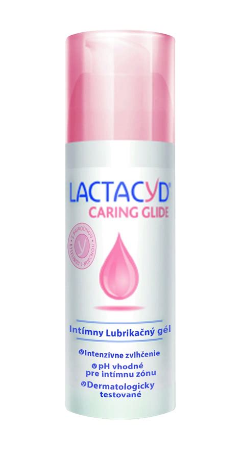 Ruky nanášajúce lubrikačný gél na báze vody