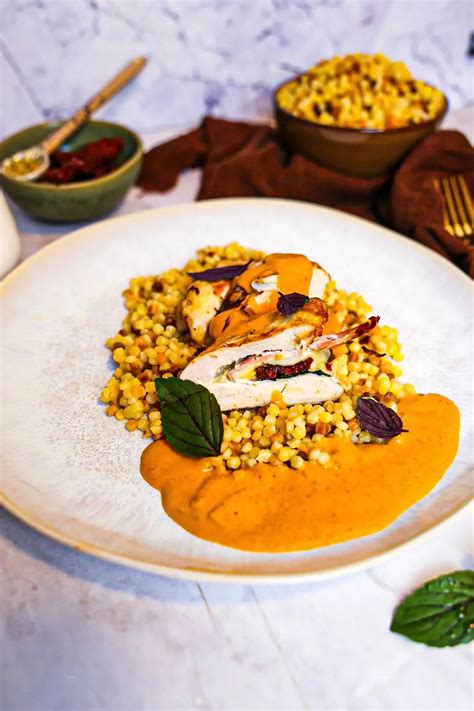 Rôzne druhy plnených kuracích jedál