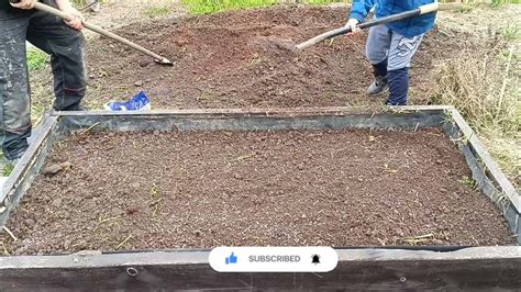 Príprava pôdy na záhon