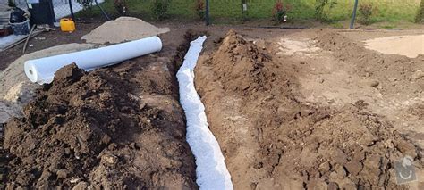 nákres správnej drenáže v kvetináči