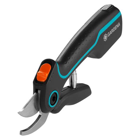 Záhradnícke nožnice a špeciálny kosák na okrasné trávy