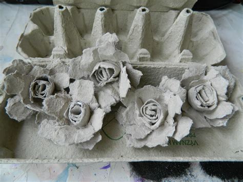 Rôzne výrobky z kartónov od vajec