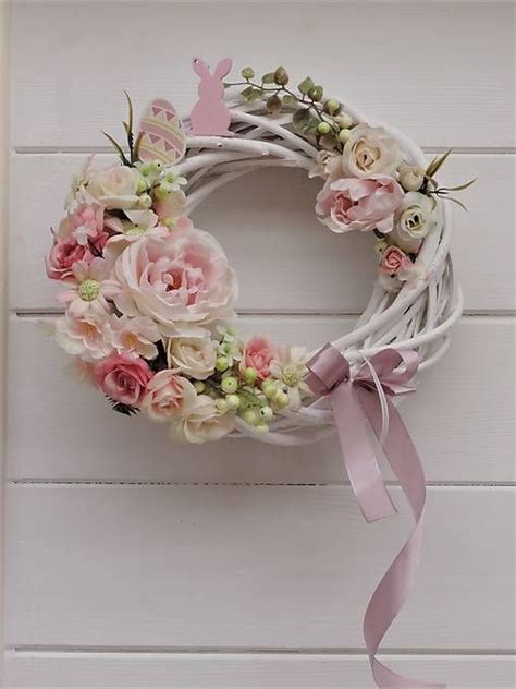 Veľkonočný veniec na dvere