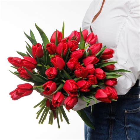 Kytica červených tulipánov